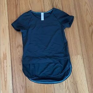 Ivivva Gray shirt size 10